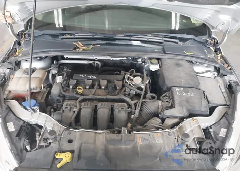 2018 Ford Focus S z USA, uszkodzony, nr VIN 1FADP3E20JL266357